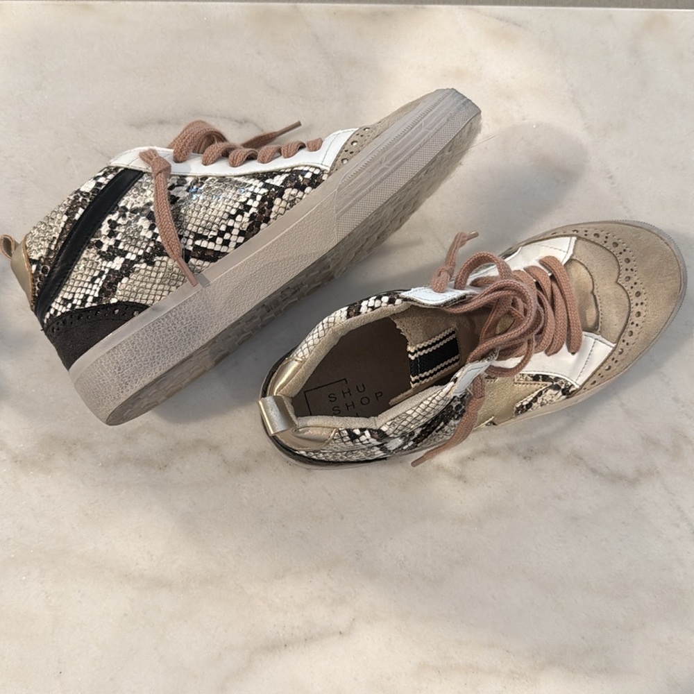 High top sneakers - Picture 4 of 4
